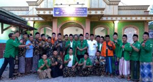 Sambut Harlah ke-90, PAC GP Ansor Tirto Pekalongan Ziarah ke Jatim dan Madura