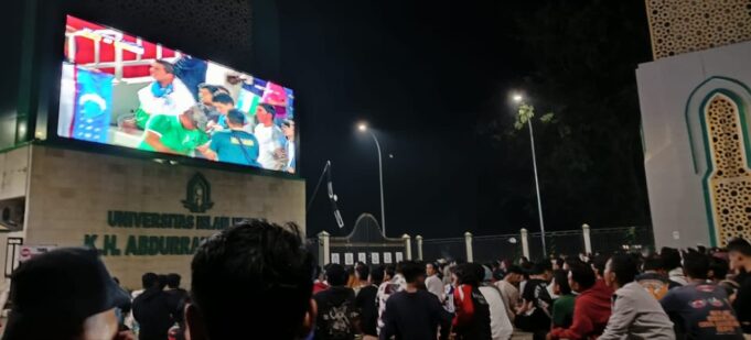 Suasana Nobar Piala Asia U23 di Kampus UIN Gus Dur Pekalongan, Warga dan Mahasiswa Sangat Antusias
