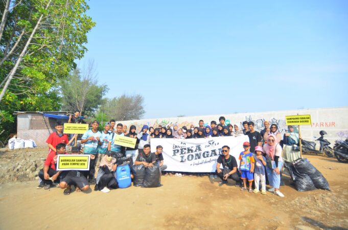 Peduli Lingkungan, Komunitas Insta Pekalongan Gelar Bersih Pantai