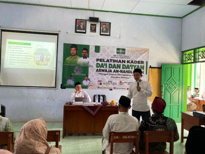 Tingkatkan Skill Kader, MWCNU Batang Gelar Pelatihan Da’i Da’iyah
