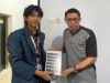 Mahasiswa KKN Tim II UNDIP Kenalkan Lampu Panel Surya Guna Mengatasi Permasalahan Penerangan di Desa Kendalsari