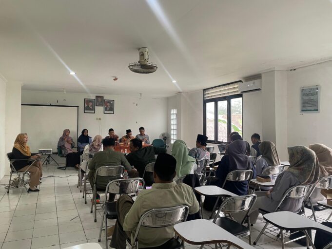 Tingkatkan Sinergitas, Pimpinan Kampus STAIKAP Adakan Sarasehan dengan Ormawa
