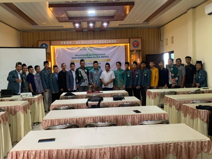 IPNU Pekalongan Gelar Pelatihan Menulis dan Manajemen Media Massa