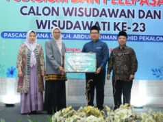 Bantu Pembangunan Masjid Kampus, Calon Wisudawan UIN Gus Dur Serahkan Infaq Rp 144 Juta