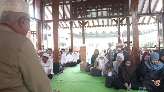 Spirit Gen Z dan Kearifan Tarekat: LDTQN Jateng dan UIN Gus Dur Pekalongan Gelar Halaqah Thoriqiyah Sufiyah