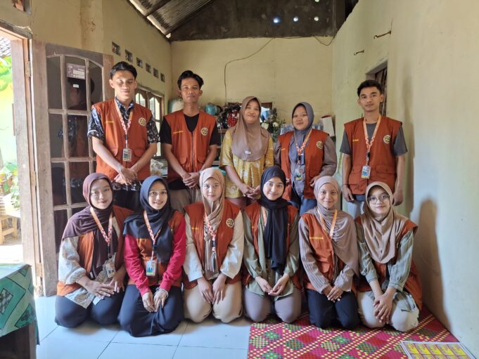 Mahasiswa KKN UIN Gus Dur Kunjungi Pabrik Tahu dan Tempe, Upaya Perkuat Potensi UMKM