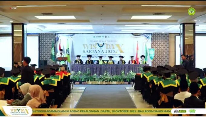 STAIKAP Pekalongan Wisuda ke-10 dengan Berbagai Pencapaian