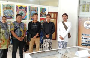 Kunjungi Pameran Turats Pekalongan, Dinarpus Kabupaten Pekalongan Temukan 2 Naskah Kuno Al-Qur’an