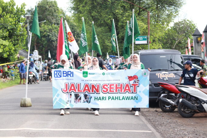 Ribuan Peserta Meriahkan Jalan Sehat Hari Pahlawan Ansor Kabupaten Pekalongan