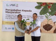 Kolaborasi untuk Bumi: UIN Gus Dur Tanam Seribu Bibit Kopi untuk Masa Depan Lestari