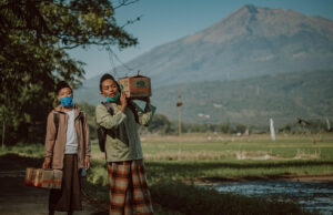 Memberi Ruang, Bukan Tekanan: Cara Sekolah Menumbuhkan Keaslian