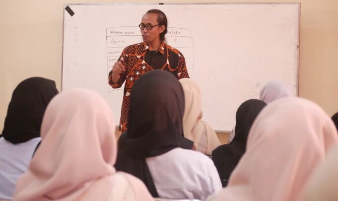 Rethinking; Apa Itu Kuliah? Kuliah Jurnalistik