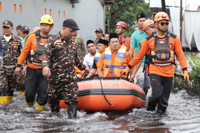 Hadir di Tengah Bencana, Ketum GP Ansor Tegaskan Peran Sipil Ansor Banser