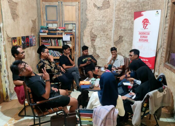 Diskusi Pemikiran Gus Dur: Menyoal Keberagaman dan Demokrasi