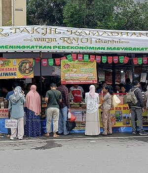 Dinamika Pasar Takjil dan Laboratorium Sosial
