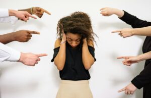 People Pleaser: Antara Empati dan Kehilangan Harga Diri