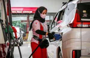 Dolar Naik, BBM Naik, Rakyat yang Menanggung Beban