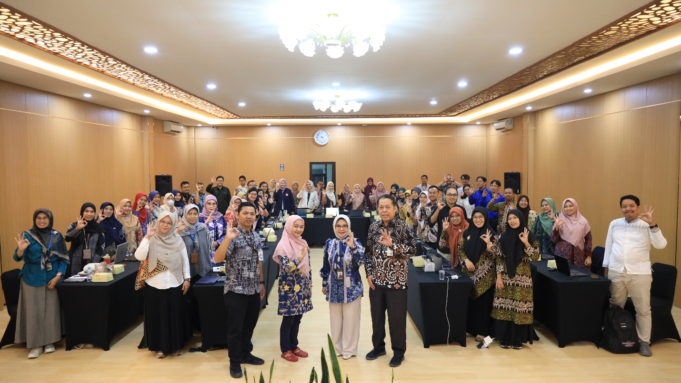 Dari Artikel ke H-Indeks: UNNES dan LLDIKTI VI Dorong Dosen Jawa Tengah Naik Kelas Publikasi