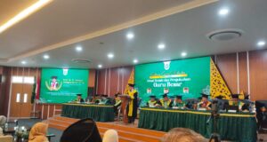 Pengukuhan Prof. Surur: Ekonomi Syariah Harus Berbasis Keadilan, Spiritualitas, dan Nasionalisme