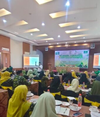 Guru Menulis, Madrasah Berkisah: Langkah LP Ma’arif NU Pekalongan Bangun Branding Digital